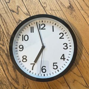 Black clock small
